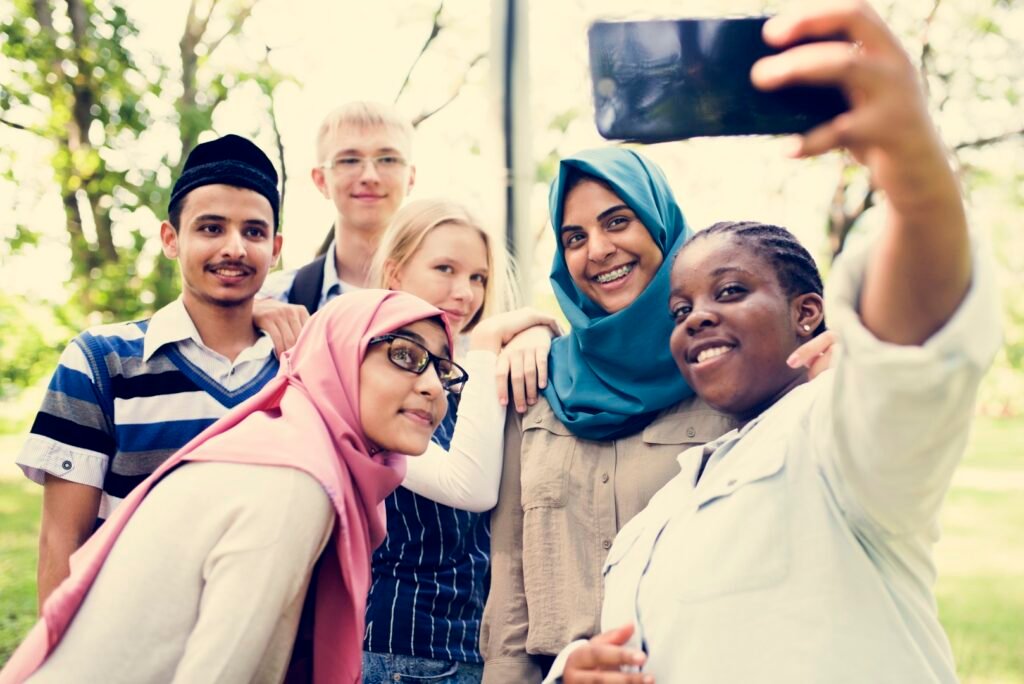 kids therapists with Positive Kids Canada